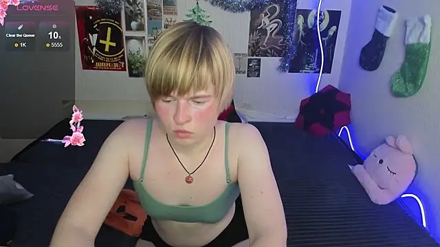 Cattie w  online show from 01/14/26, 01:11