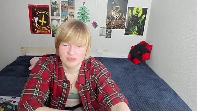 Cattie w  online show from 03/07/26, 01:24