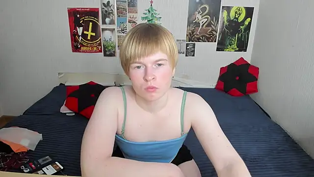 Cattie w  online show from 04/11/26, 01:21