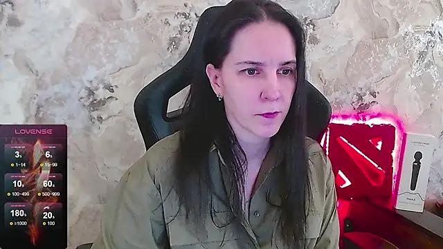 Irwi Tomboy online show from 04/20/26, 01:14