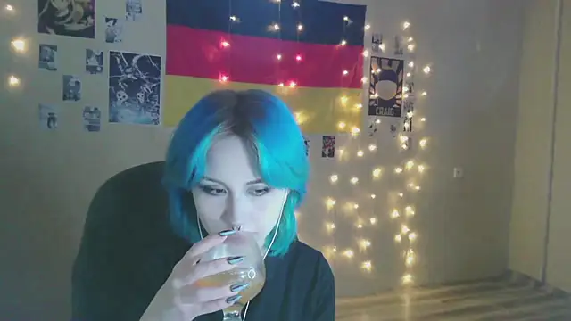 Snapshot of LeisaHopperstad chatting on 01/08/26, 05:48 LeisaHopperstad online show from 01/08/26, 05:48