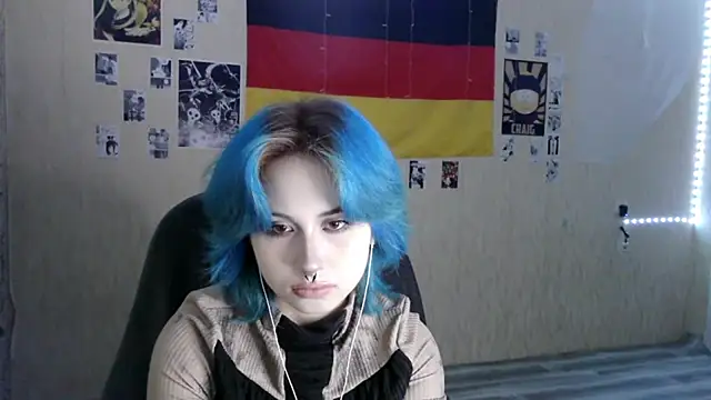 Snapshot of LeisaHopperstad chatting on 01/11/26, 04:56 LeisaHopperstad online show from 01/11/26, 04:56