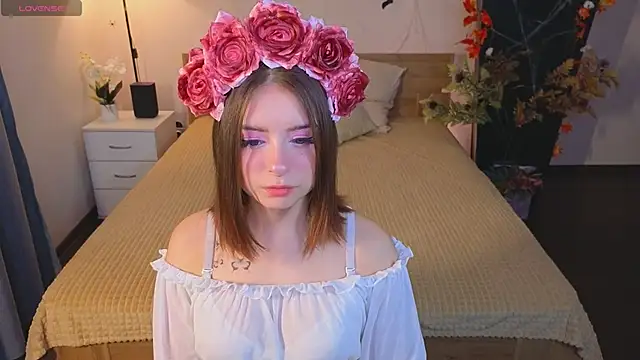  Amelia Shine  online show from 10/22/25, 11:26