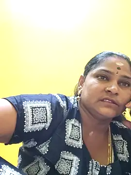 Snapshot of navyasree143 chatting on 09/27/25, 02:38 navyasree143 online show from 09/27/25, 02:38