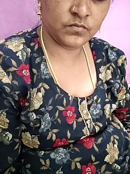 Snapshot of navyasree143 chatting on 10/02/25, 03:57 navyasree143 online show from 10/02/25, 03:57