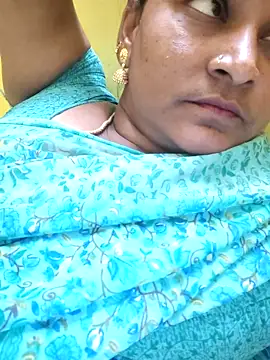 Snapshot of navyasree143 chatting on 10/05/25, 02:48 navyasree143 online show from 10/05/25, 02:48