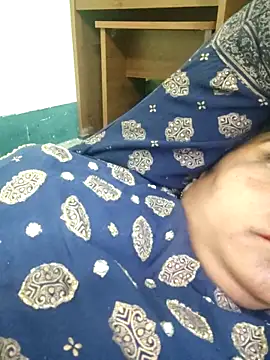 Snapshot of navyasree143 chatting on 03/07/26, 10:23 navyasree143 online show from 03/07/26, 10:23