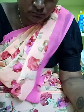 Snapshot of navyasree143 chatting on 03/29/26, 03:23 navyasree143 online show from 03/29/26, 03:23