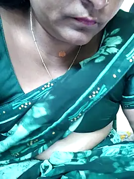 Snapshot of navyasree143 chatting on 04/07/26, 06:47 navyasree143 online show from 04/07/26, 06:47