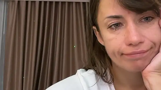 Roriann online show from 02/11/26, 01:16