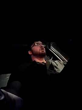 Snapshot of bear8t chatting on 10/07/25, 07:38 bear8t online show from 10/07/25, 07:38