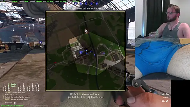 Snapshot of bear8t chatting on 10/24/25, 09:44 bear8t online show from 10/24/25, 09:44