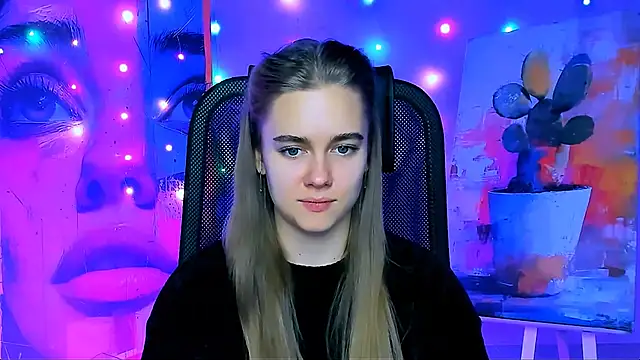 JuneWoods online show from 12/18/25, 06:30