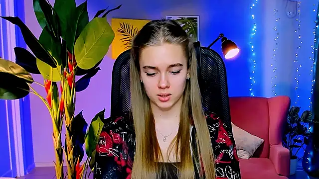 JuneWoods online show from 01/19/26, 09:24