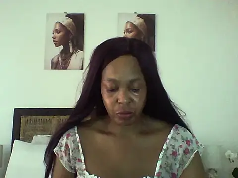 Snapshot of Blacksashaxx chatting on 10/17/25, 07:55 Blacksashaxx online show from 10/17/25, 07:55