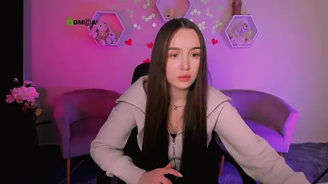 leslie bird online show from 09/25/25, 02:21