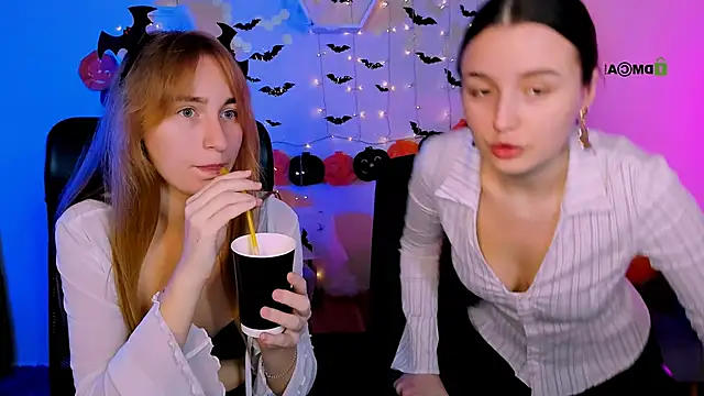 leslie bird online show from 10/30/25, 11:11