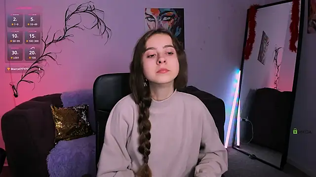 rebecca smile online show from 11/20/25, 01:33