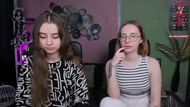 rebecca smile online show from 12/21/25, 10:22