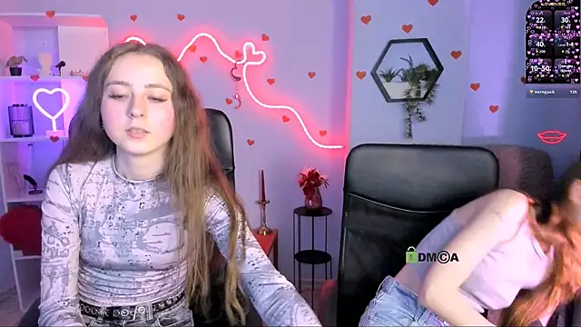 rebecca smile online show from 04/18/26, 07:58