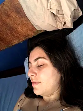 Snapshot of larj021bb chatting on 11/05/25, 06:30 larj021bb online show from 11/05/25, 06:30