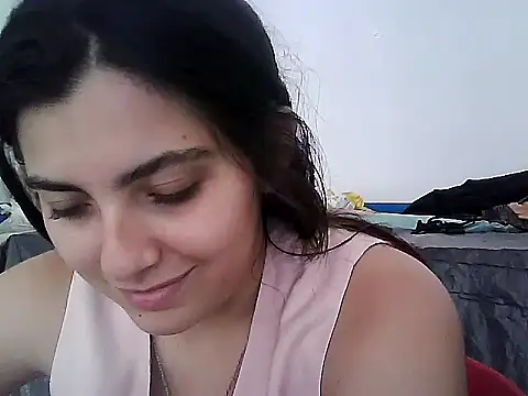 Snapshot of larj021bb chatting on 11/06/25, 12:06 larj021bb online show from 11/06/25, 12:06