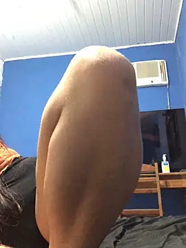 Snapshot of larj021bb chatting on 02/08/26, 12:25 larj021bb online show from 02/08/26, 12:25