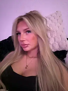 blondeeee online show from 04/21/26, 04:01