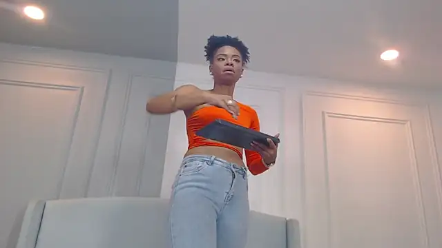 ChantalGarner online show from 10/14/25, 02:51