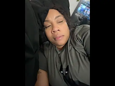 NeliaHexxen online show from 03/18/26, 06:05