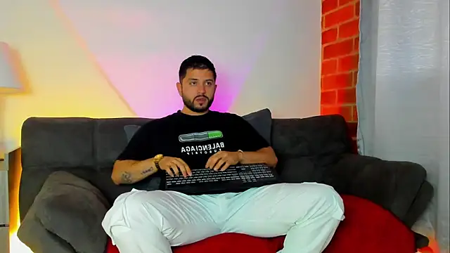 TomSloam online show from 10/23/25, 07:56