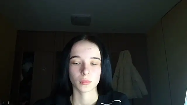 Emilia Light online show from 01/06/26, 07:34