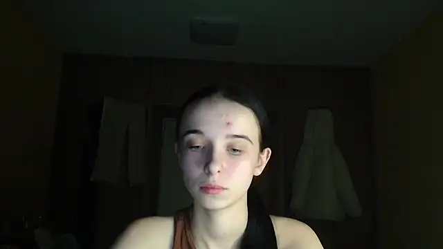 Emilia Light online show from 01/11/26, 04:01