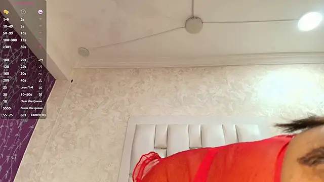 Layla lell online show from 03/10/26, 12:54