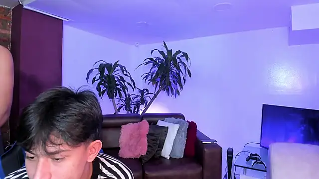 Spaceboys18 online show from 10/15/25, 01:17