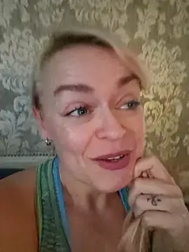 demidelightfulxx online show from 10/04/25, 11:30