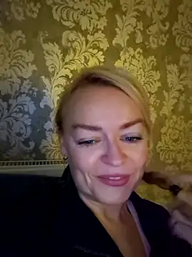 demidelightfulxx online show from 10/16/25, 07:31