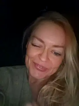 demidelightfulxx online show from 10/26/25, 07:20