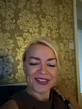 demidelightfulxx online show from 11/06/25, 08:15