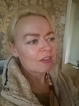 demidelightfulxx online show from 11/09/25, 08:45