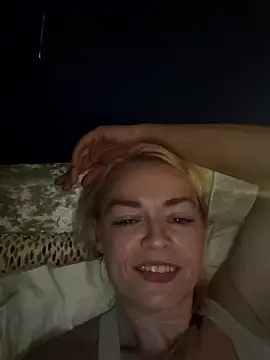 demidelightfulxx online show from 11/12/25, 07:57