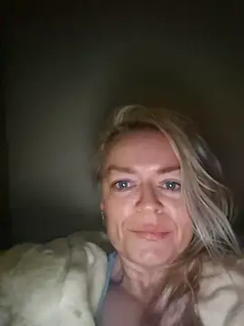 demidelightfulxx online show from 12/14/25, 07:03