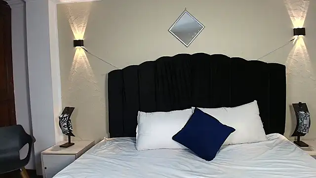 GabySweett  online show from 10/14/25, 11:44