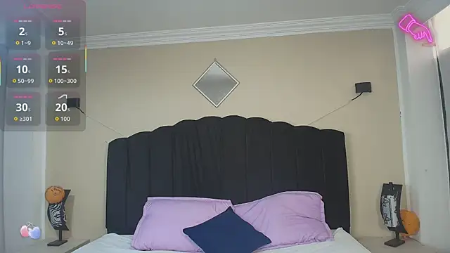 GabySweett  online show from 11/13/25, 12:26