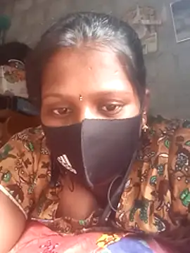 Tamil Hot Sandy online show from 10/22/25, 04:24