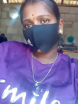 Tamil Hot Sandy online show from 11/05/25, 03:28