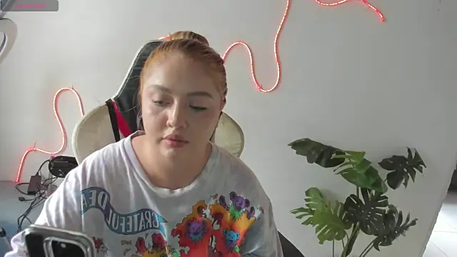 Angelina velvett online show from 11/15/25, 07:21