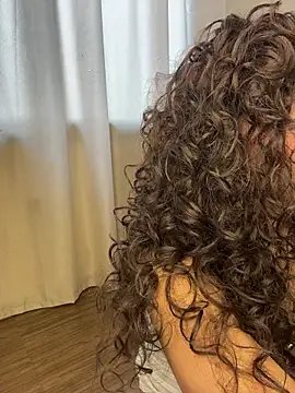 Capricho 01 online show from 03/19/26, 06:01