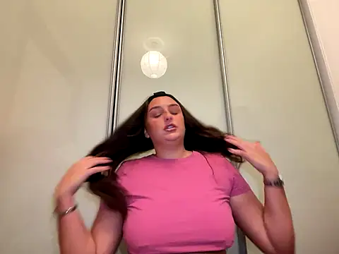 Playfulvixen25 online show from 10/01/25, 11:33