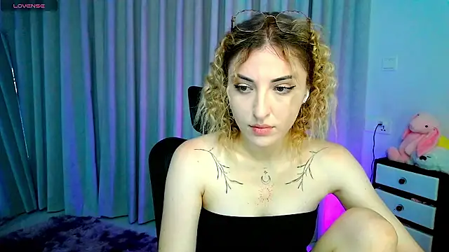 AmyVilvet  online show from 03/13/26, 09:21